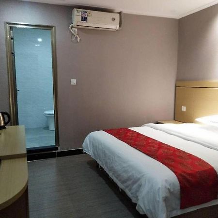 Ying Feng Yuan Hotel Canton Esterno foto