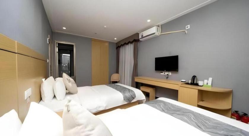 Ying Feng Yuan Hotel Canton Esterno foto