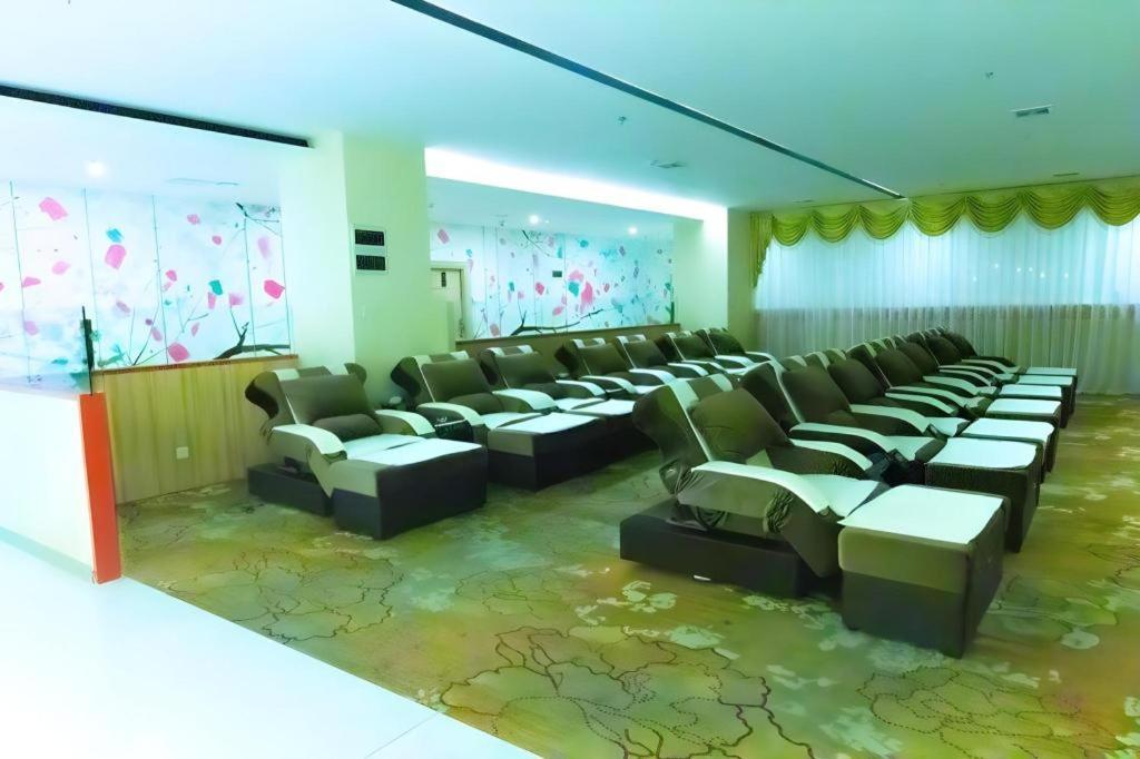 Ying Feng Yuan Hotel Canton Esterno foto